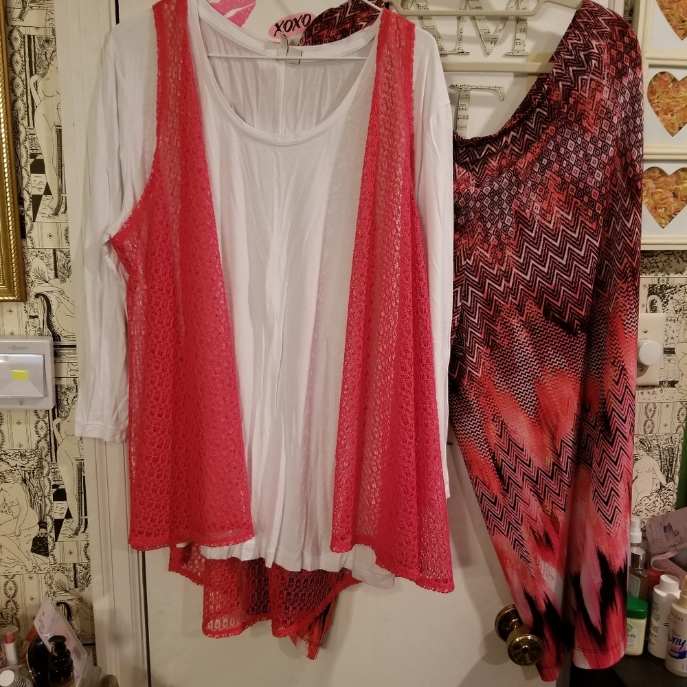Womens XL Wide leg  Capri outfit.